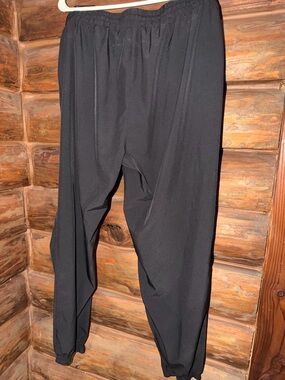 Zac & Rachel Black Elastic Hem Pants - Classic Jogger Style- Size Lrg